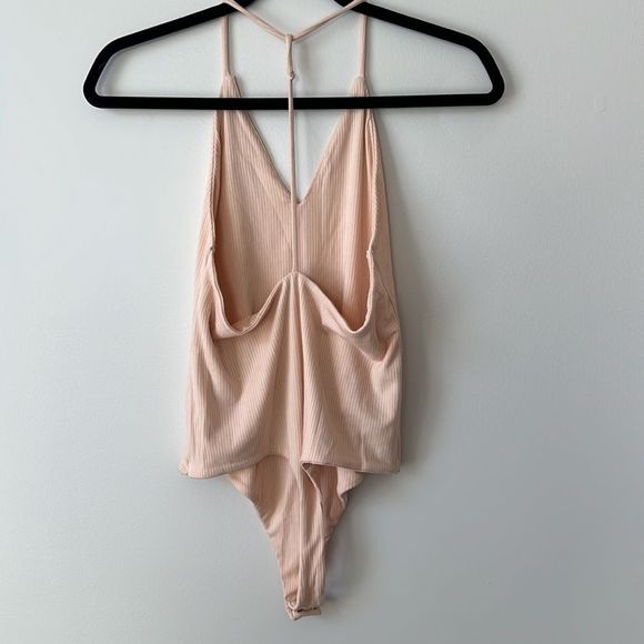 ⭐️$3/40⭐️ AFRM Bodysuit - Picture 4 of 7